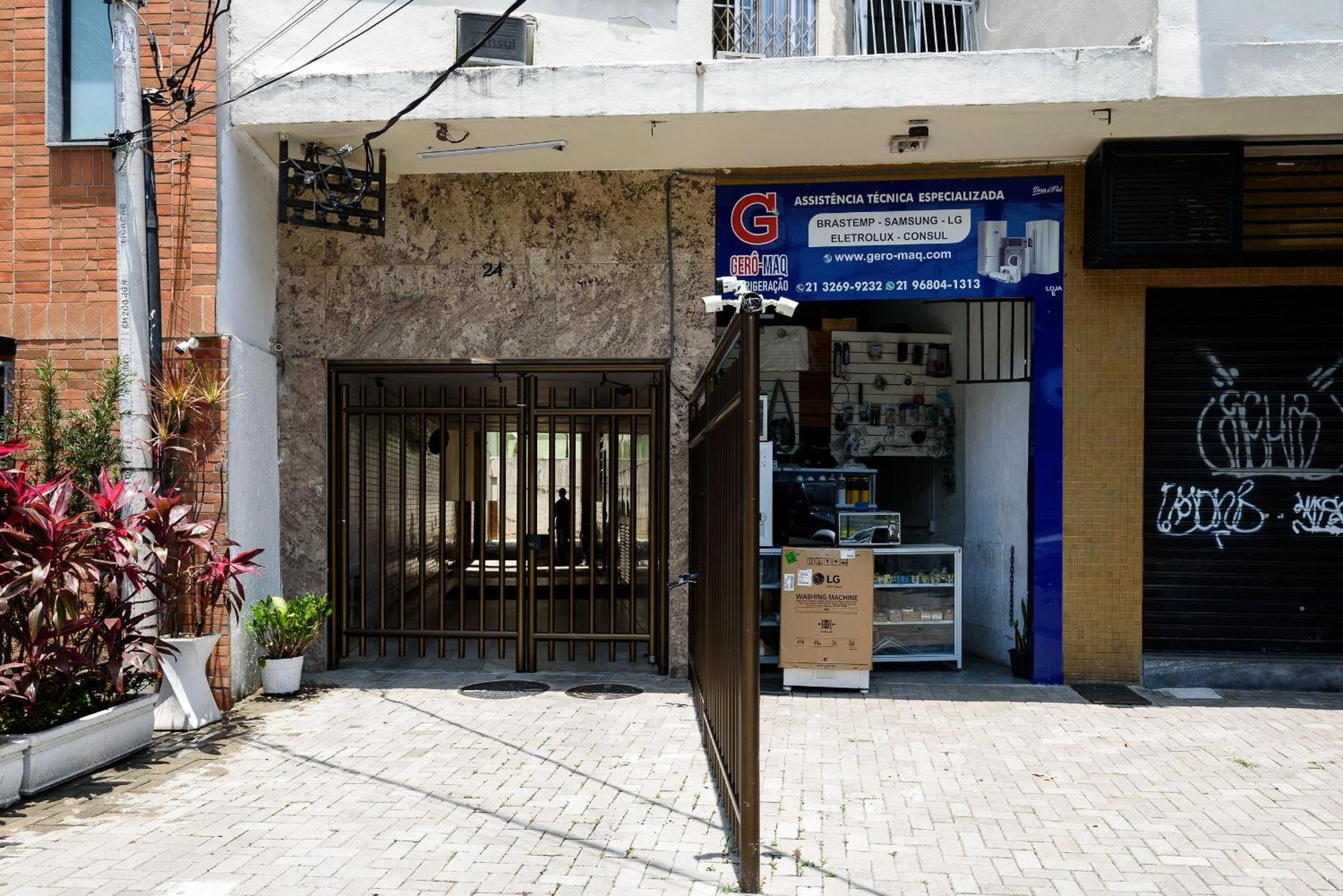 Quarto&sala C/ Workstation No Leblon | Dmc 24/609 Rio de Janeiro