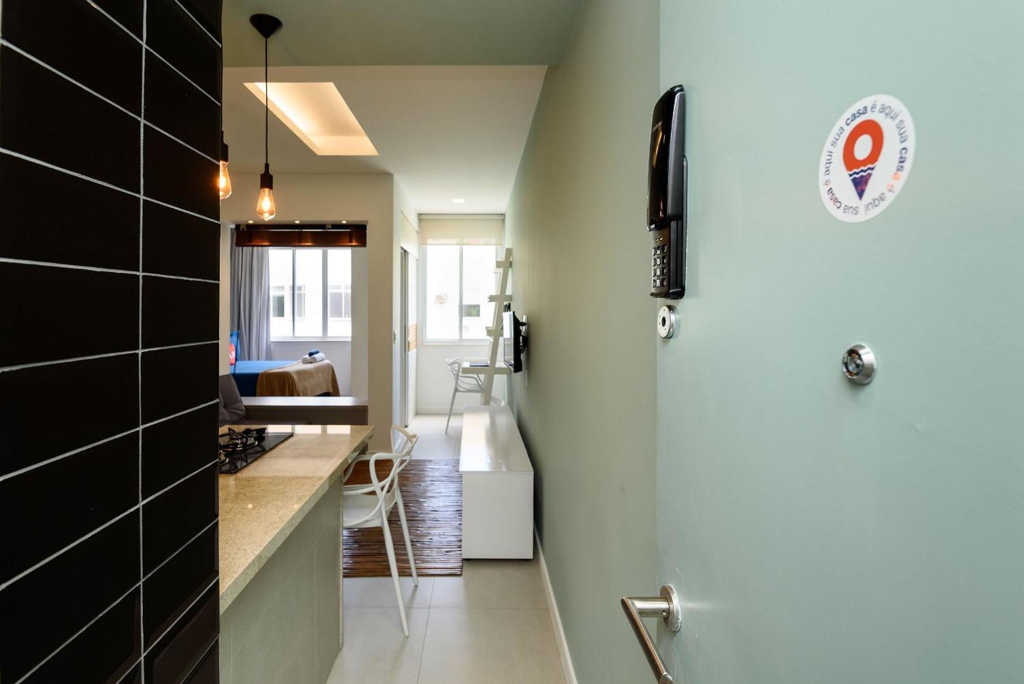 Quarto&sala C/ Workstation No Leblon | Dmc 24/609 Apartamento Rio de Janeiro