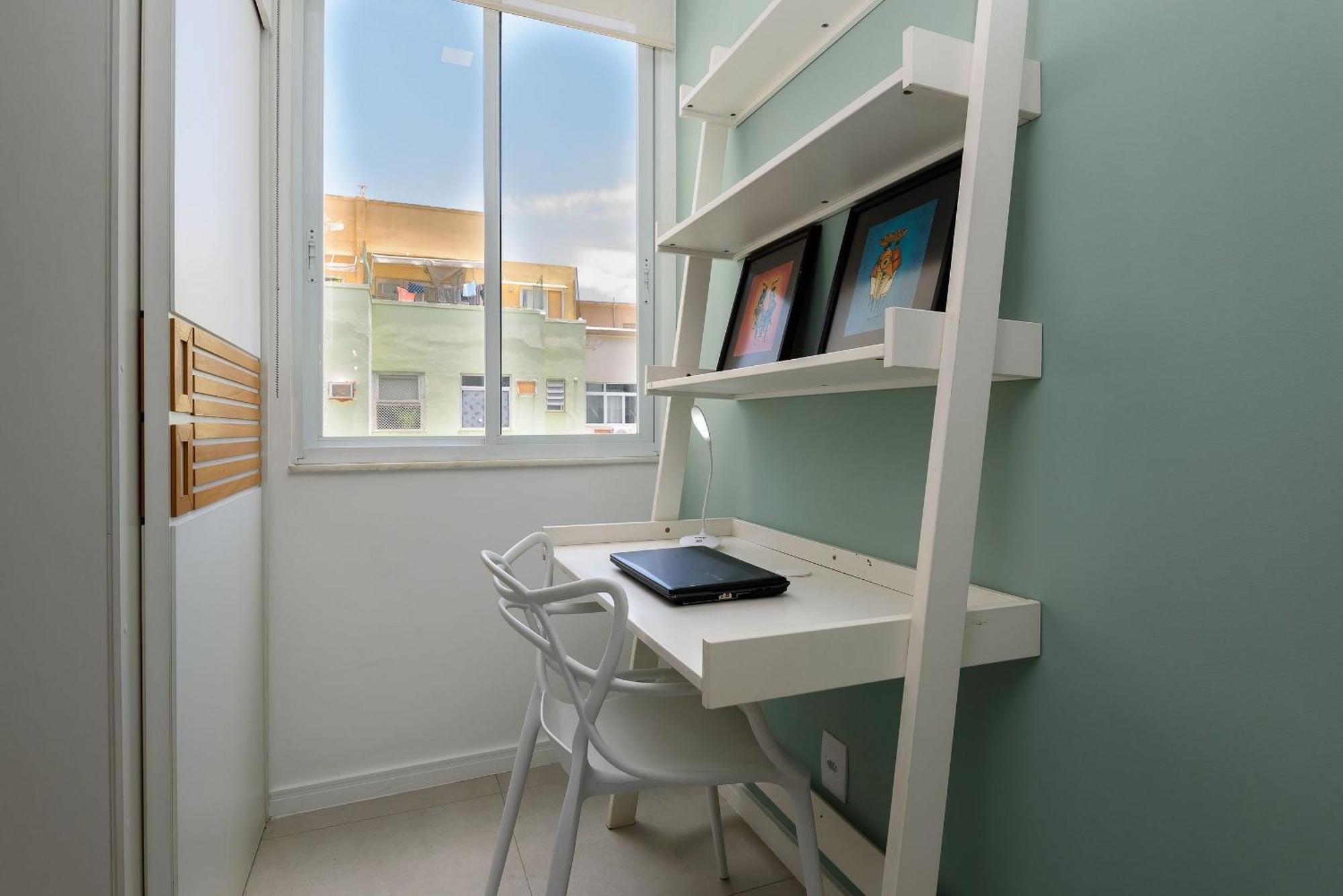 Quarto&sala C/ Workstation No Leblon | Dmc 24/609 * Rio de Janeiro